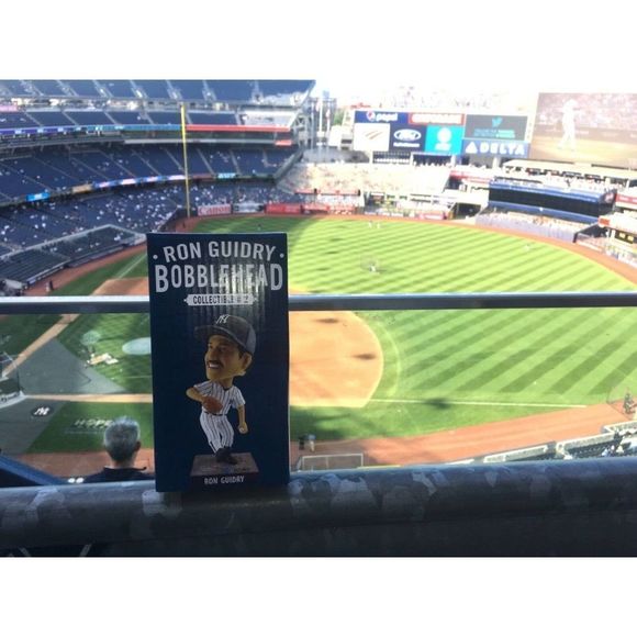 H NEW YORK YANKEES RON GUIDRY BOBBLEHEAD SGA NIB LOUISIANA LIGHTNING - Picture 2 of 8